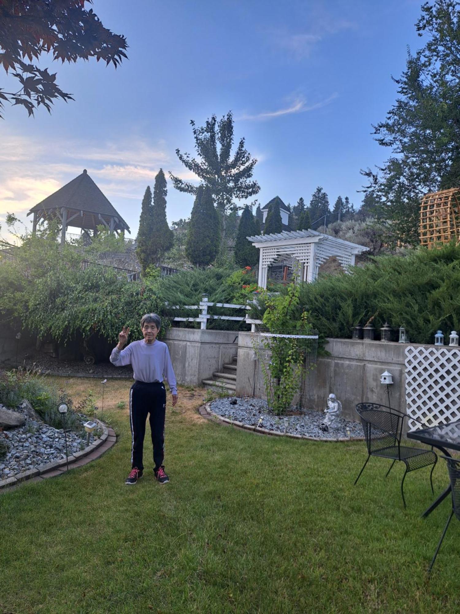 Lakeview House With 4 Rooms Kelowna Near Downtown & Knox Moutain Exterior photo